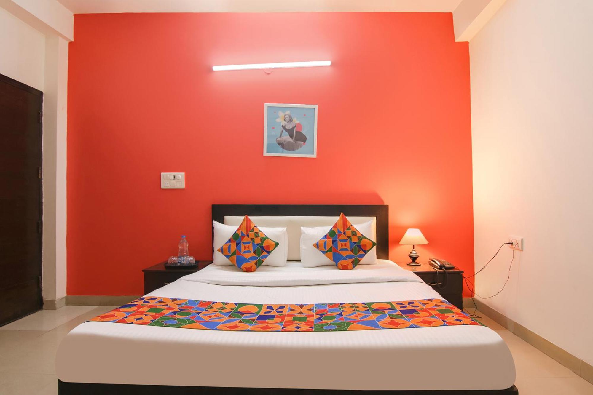 Fabhotel The Lavish Villa Badshahpur Exterior photo